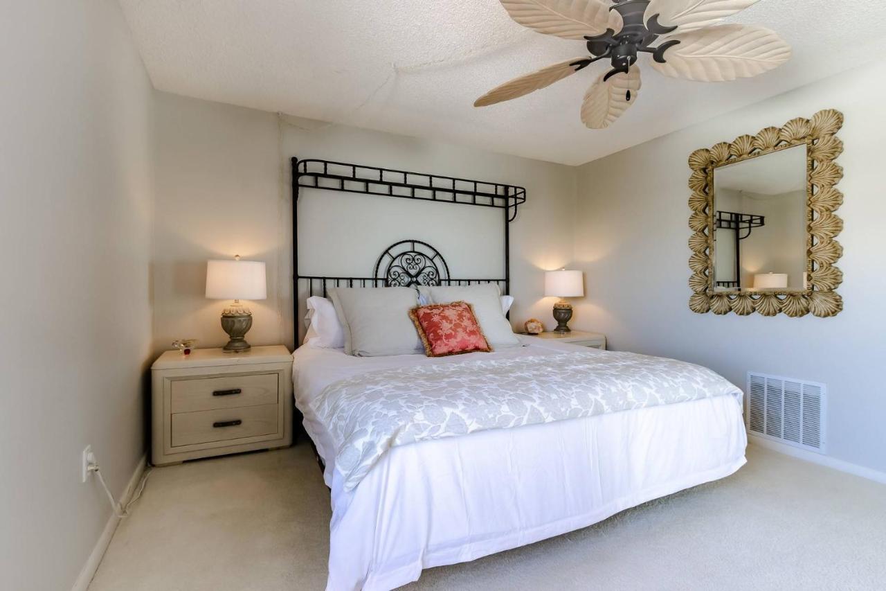Siesta Breakers Penthouse On The Beach Sarasota Bagian luar foto